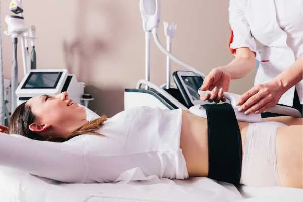 woman having body sculpting to help improve her body image and her mental health Hampstead Heath